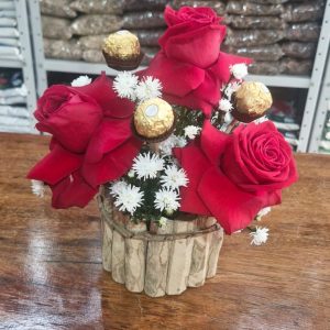 Arranjo mimo de flores