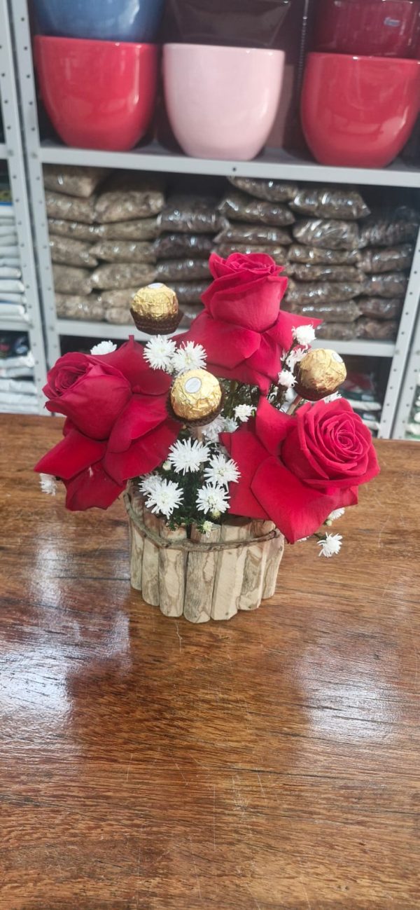 Arranjo mimo de flores